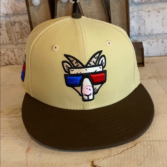 custom baseball hats toronto